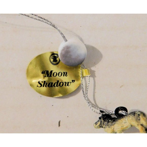 Call of the Wilderness Ornament Moon Shadow by Kevin Daniel 2000 Bradford - Picture 4 of 4
